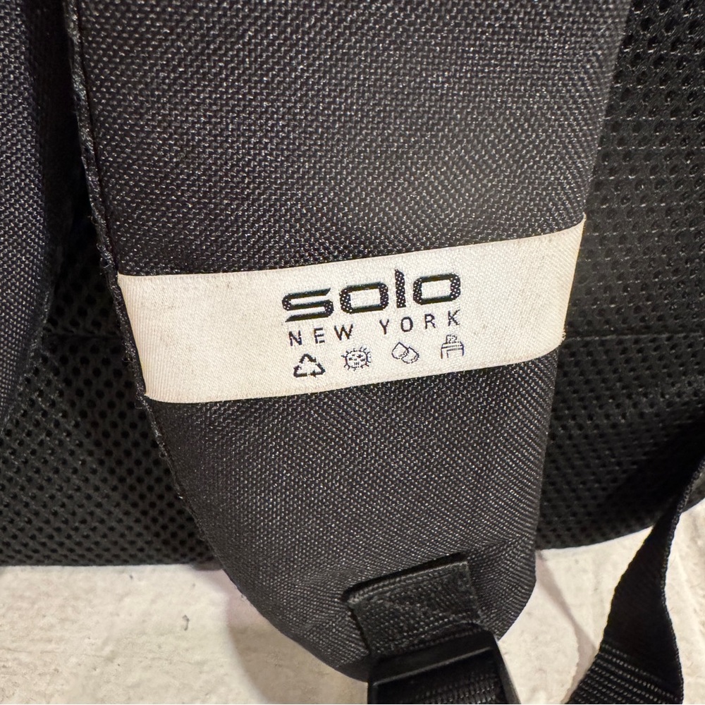 Solo New York Re Define Backpack, Black, Laptop Tote - Picture 5 of 16